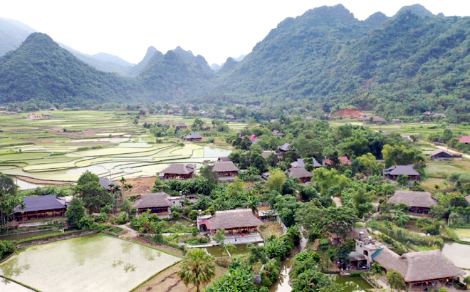 Peaceful rural view in Lam Thuong, Luc Yen.