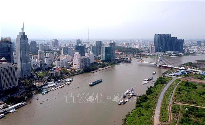 Triển khai thực hiện tuyến “luồng xanh” đường thủy phục vụ vận tải hàng hóa thiết yếu.