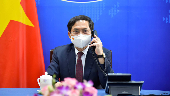 Bộ trưởng Bộ Ngoại giao Bùi Thanh Sơn làm tổ trưởng Tổ công tác ngoại giao vắc xin.