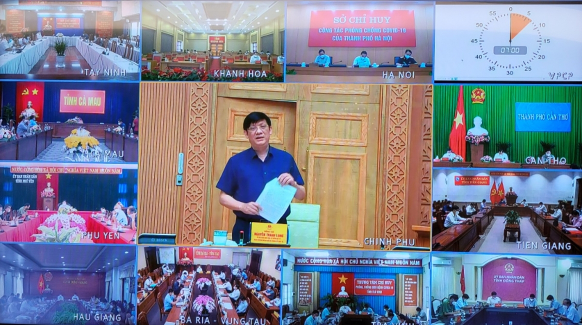 Bộ trưởng Bộ Y tế Nguyễn Thanh Long cho biết: Hơn 16.000 chuyên gia, y bác sĩ cùng hàng tấn trang thiết bị hiện đại, đồng bộ đã được Bộ Y tế huy động vào TP HCM và các tỉnh phía Nam chống dịch COVID-19. Ảnh: VOV
