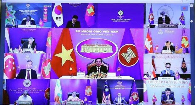 ASEAN, RoK foreign ministers gather at the meeting