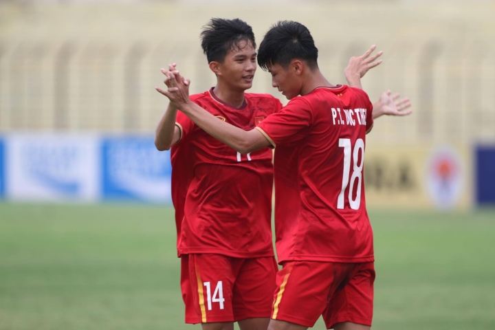 U16 Việt Nam giành chiến thắng trước U16 Philippines.