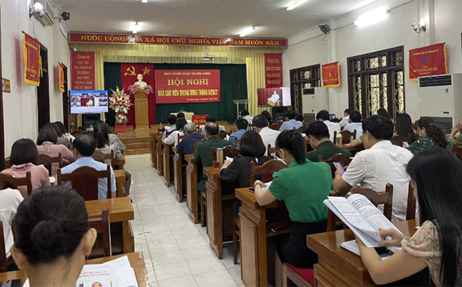Các đại biểu tham dự Hội nghị tại điểm cầu tỉnh Yên Bái.