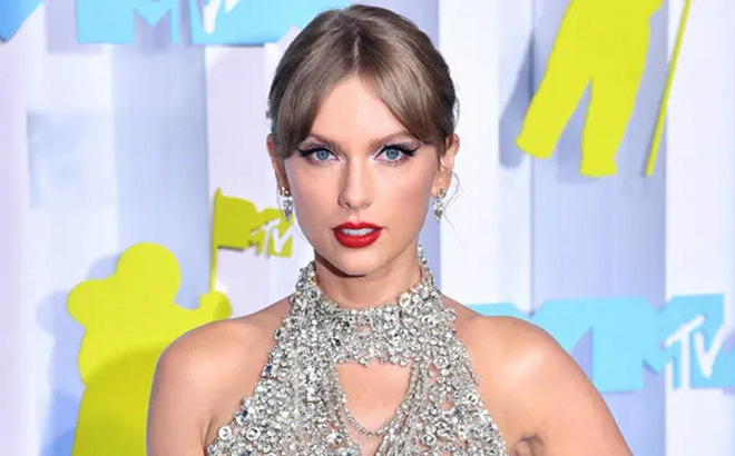 Taylor Swift công bố phát hành album mới sau khi giành chiến thắng tại VMAs 2022.