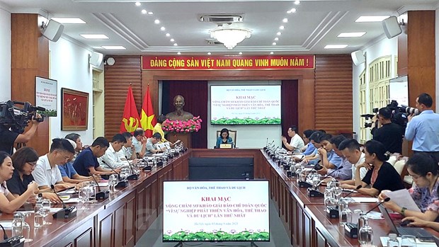 Quang cảnh buổi lễ khai mạc vòng chấm sơ khảo.