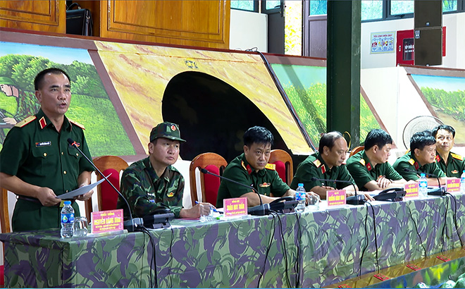 Thiếu tướng Nguyễn Đăng Khải - Phó Tư lệnh - Tham mưu trưởng Quân khu 2 phát biểu tại hội nghị rút kinh nghiệm luyện tập tổng hợp trước diễn tập KVPT tỉnh Yên Bái năm 2023.
