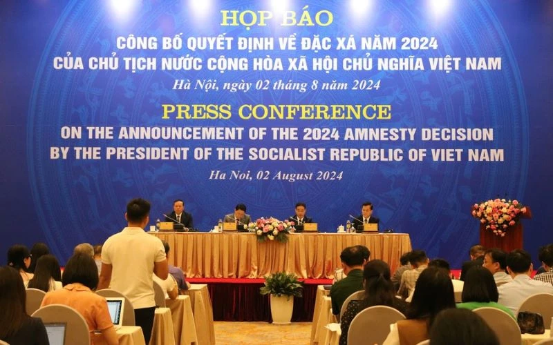 Toàn cảnh Họp báo Công bố quyết định đặc xá của Chủ tịch nước năm 2024.