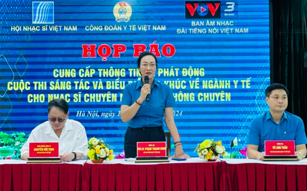 Phó giáo sư Phạm Thanh Bình - Chủ tịch Công đoàn Y tế Việt Nam cung cấp các thông tin về Cuộc thi.