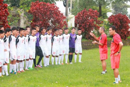 U19 Việt Nam chuẩn bị tham dự giải vô địch U19 Đông Nam Á 2013