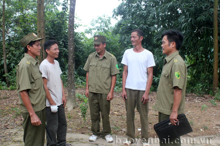 Công an xã Quy Mông nắm tình hình an ninh trật tự cơ sở.