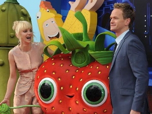 Neil Patrick Harris (phải) và Anna Faris lồng tiếng cho các nhân vật chính trong Cơn mưa thịt viên 2