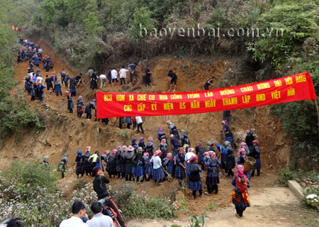 Các cơ quan, đơn vị và xã, thị trấn đăng ký 70 công trình, 80 phần việc chào mừng đại hội đảng bộ các cấp.