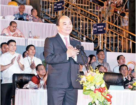 Thủ tướng Nguyễn Xuân Phúc phát biểu, tuyên bố khai mạc Đại hội.