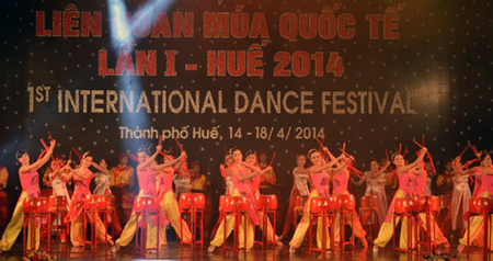 Liên hoan múa quốc tế lần thứ nhất năm 2014.
