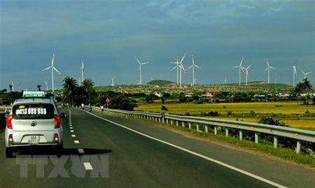 Hệ thống điện gió trên địa bàn tỉnh Ninh Thuận. ﻿