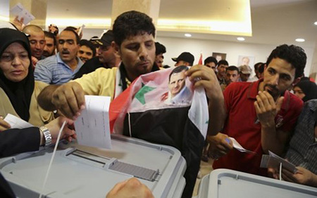 Hình ảnh một lần bỏ phiếu bầu cử ở Syria.