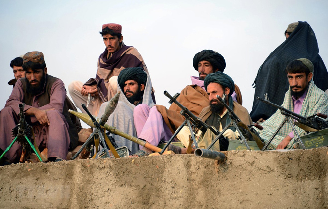 Các tay súng Taliban tại Jamshedi, tỉnh Faryab, Afghanistan.