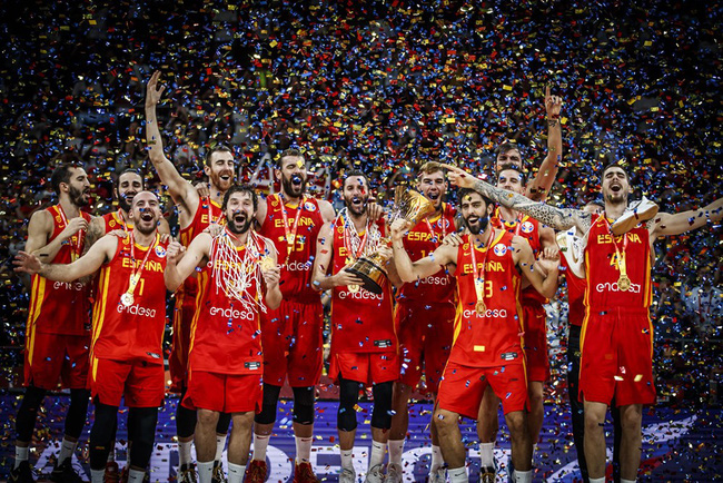 Ricky Rubio nhận giải cầu thủ xuất sắc nhất FIBA World Cup 2019