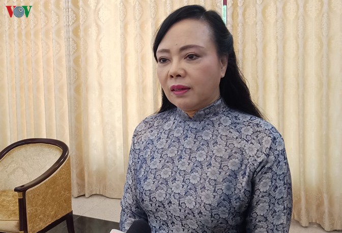 Bộ trưởng Y tế Nguyễn Thị Kim Tiến cho biết, sẽ phối hợp với các cơ quan chức năng để xử lý nghiêm, đúng người, đúng tội.