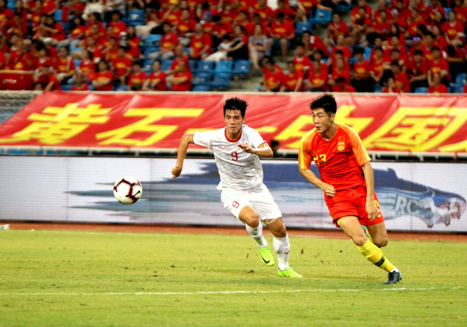 U22 Trung Quốc thua U22 Việt Nam 0-2.