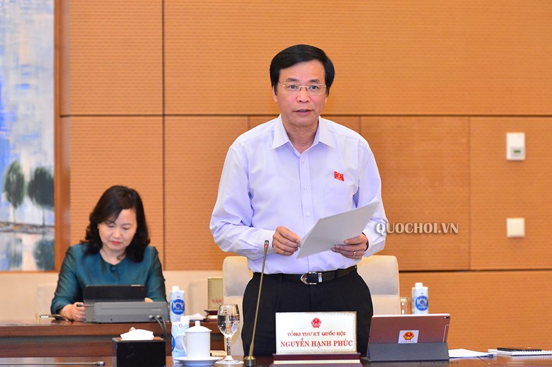 Tổng Thư ký Quốc hội, Chủ nhiệm Văn phòng Quốc hội Nguyễn Hạnh Phúc.