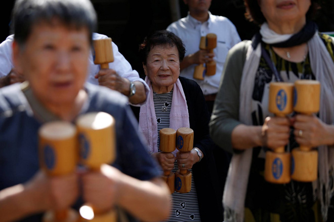 Số người trên 100 tuổi ở Nhật Bản cao kỷ lục. Ảnh: Reuters