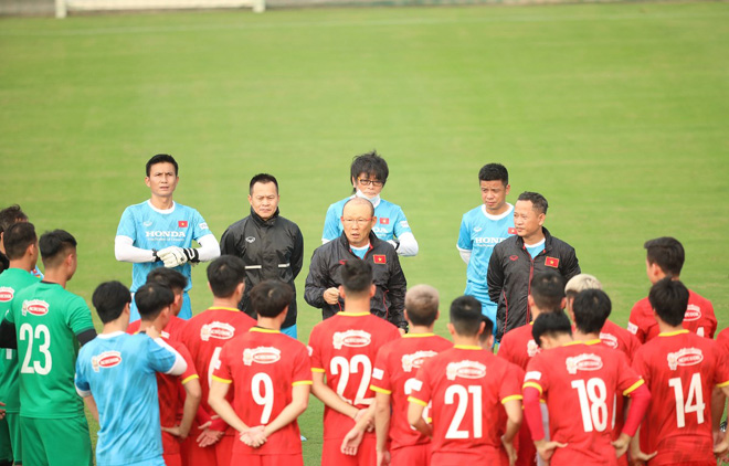 Tuyển Việt Nam quyết tâm trước trận đấu gặp đội tuyển Trung Quốc. Ảnh: VFF