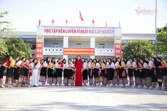 Trường Phổ thông Dân tộc nội trú THPT số 2 Nghệ An có 36 học sinh đỗ đại học từ 30 điểm trở lên ở mùa tuyển sinh năm 2021.