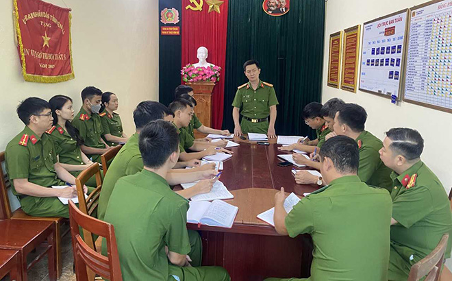 Lãnh đạo Phòng Kỹ thuật hình sự, Công an tỉnh triển khai kế hoạch công tác.