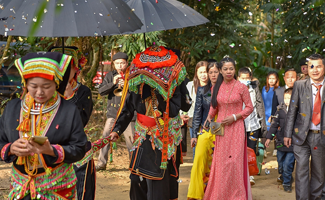 Một đám cưới truyền thống của người Dao tại Thái Nguyên.
