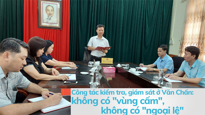 Thủ trưởng Cơ quan Kiểm tra - Thanh tra huyện Văn Chấn triển khai nhiệm vụ công tác kiểm tra giám sát những tháng cuối năm 2022.