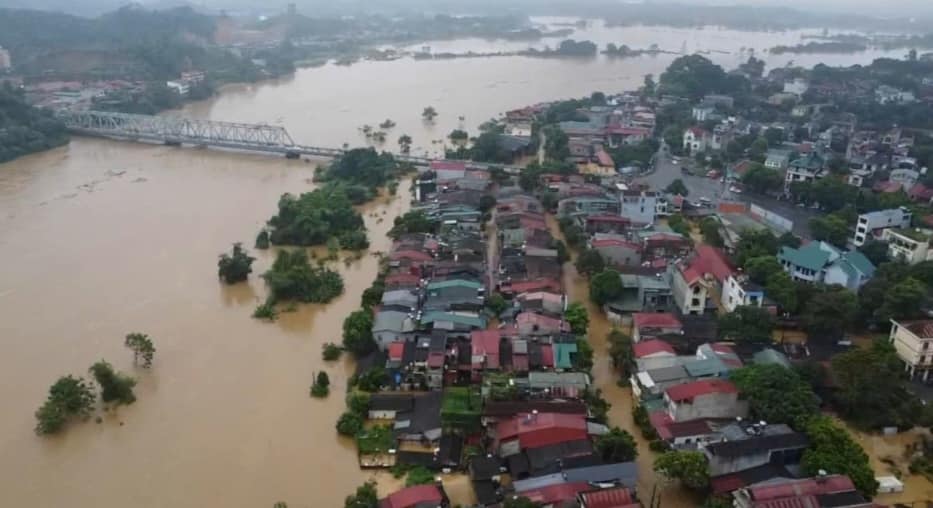 Khu vực phường Hồng Hà, thành phố Yên Bái ngập sâu trong nước sông Hồng.