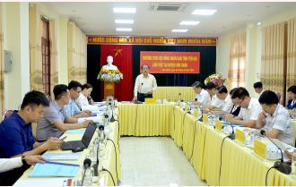 Chủ tịch HĐND tỉnh Tạ Văn Long giám sát kết quả thực hiện nghị quyết của HĐND các cấp tại huyện Văn Chấn
