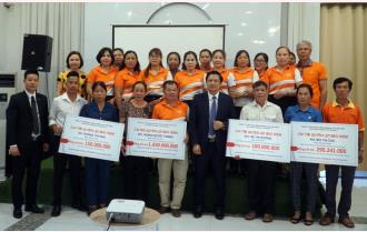 Công ty TNHH Bảo hiểm Hanwha Life Việt Nam chi trả gần 2,5 tỷ đồng cho khách hàng Yên Bái