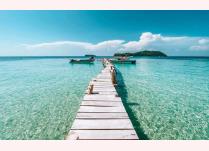 Đảo Phú Quốc được du khách nước ngoài quan tâm bởi chi phí phải chăng.