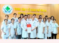 Các thành viên Tổ Chăm sóc chỉ số hạnh phúc về y tế tại Trung tâm Y tế thành phố Yên Bái