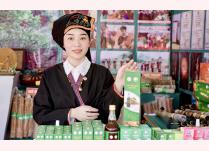 Sản phẩm tinh dầu quế của Hợp tác xã Quế Văn Yên (ảnh) đã được niêm yết và giao dịch trên 2 sàn thương mại điện tử lớn là Voso.vn và Postmart.vn.