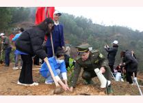 Nhân dân huyện Văn Chấn tham gia Tết trồng cây đời nhớ ơn Bác Hồ xuân Quý Mão - 2023
