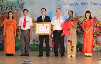 Trường Cao đẳng Sư phạm Yên Bái khai giảng năm học 2015 - 2016 và đón nhận Huân chương Lao động hạng Nhì