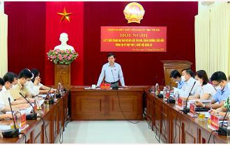Đoàn Đại biểu Quốc hội tỉnh Yên Bái lấy ý kiến tham gia vào Dự án Luật Thi đua, khen thưởng (sửa đổi)
