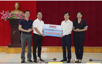 Báo Tuổi trẻ Thủ đô hỗ trợ 200 triệu đồng xây dựng nhà Đại đoàn kết tại tỉnh Yên Bái 
