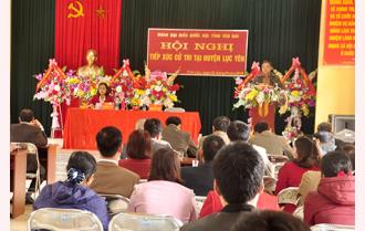 Phó Bí thư Thường trực Tỉnh ủy Dương Văn Thống tiếp xúc cử tri huyện Lục Yên