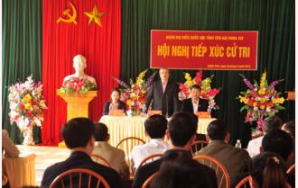 Thường trực Ban Bí thư Trần Quốc Vượng tiếp xúc cử tri huyện Văn Chấn