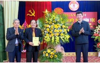 Chủ tịch UBND tỉnh Trần Huy Tuấn dự Ngày hội Đại đoàn kết tại Tổ dân phố số 10, phường Đồng Tâm
