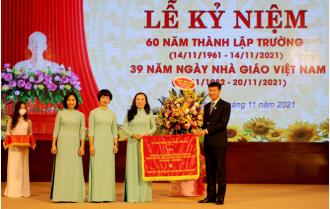 Chủ tịch UBND tỉnh Trần Huy Tuấn dự Lễ kỷ niệm 60 năm thành lập Trường Cao đẳng Sư phạm Yên Bái