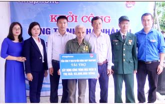 Trung tâm Kinh doanh VNPT - Yên Bái: Trao tặng nhà nhân ái cho hộ nghèo ở Văn Yên