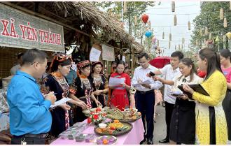Hội thi làm bánh truyền thống các dân tộc huyện Yên Bình năm 2023