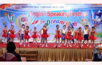 Học sinh Trường Tiểu học Nguyễn Trãi giao lưu hùng biện Tiếng Anh “ I CAN DO”