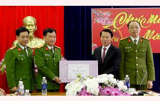 Chủ tịch UBND tỉnh Đỗ Đức Duy thăm, chúc tết tại huyện Văn Yên