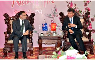 Chủ tịch UBND tỉnh Trần Huy Tuấn tiếp và làm việc với Đại sứ Australia tại Việt Nam